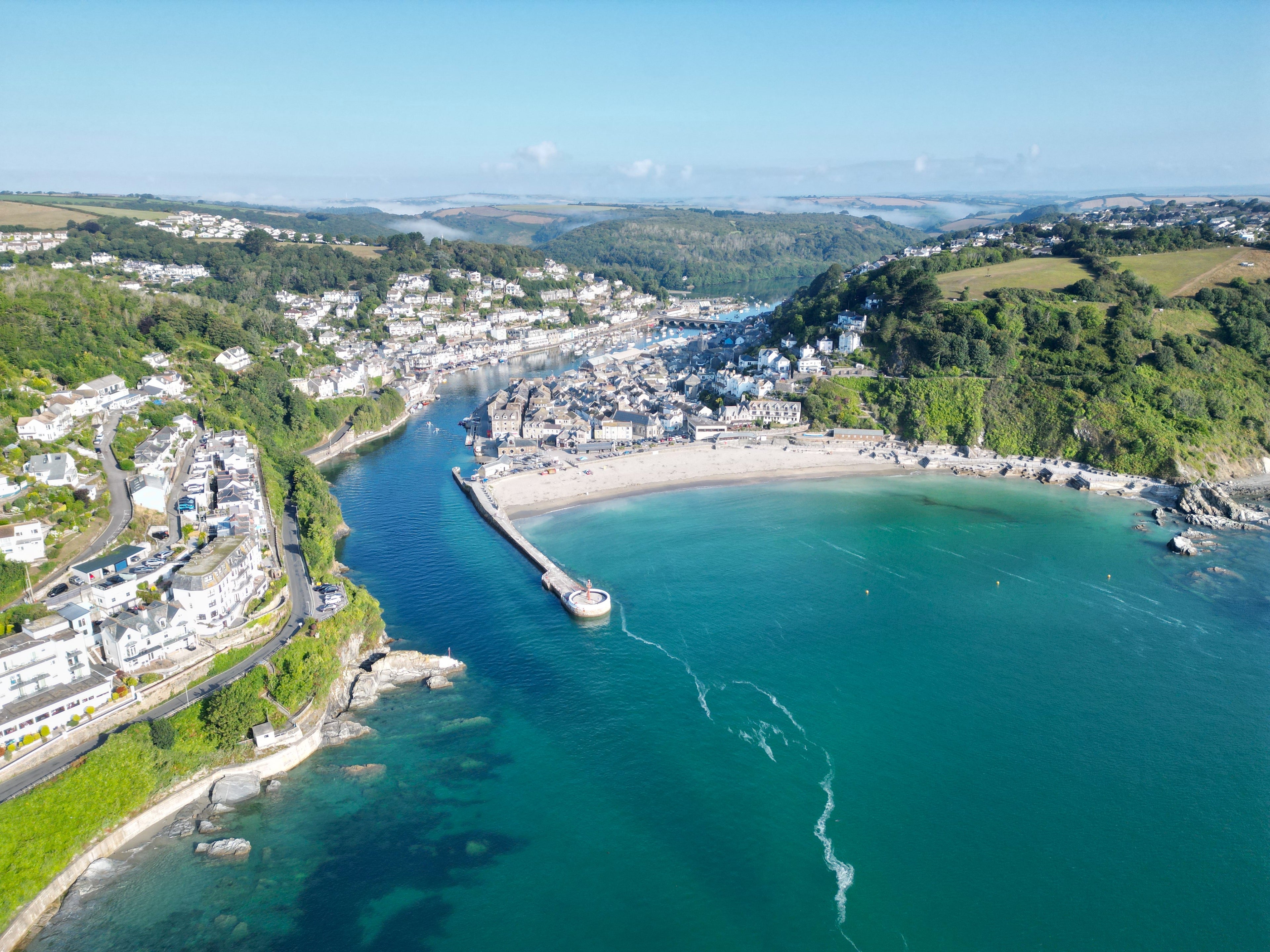 Looe Bay in the Sun